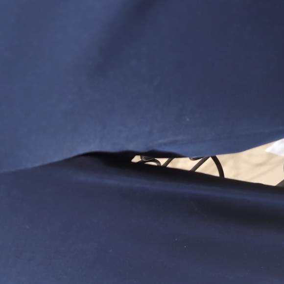 Chico's Classic Navy Straight Leg Elastic Waist Pants - Picture 5 of 6